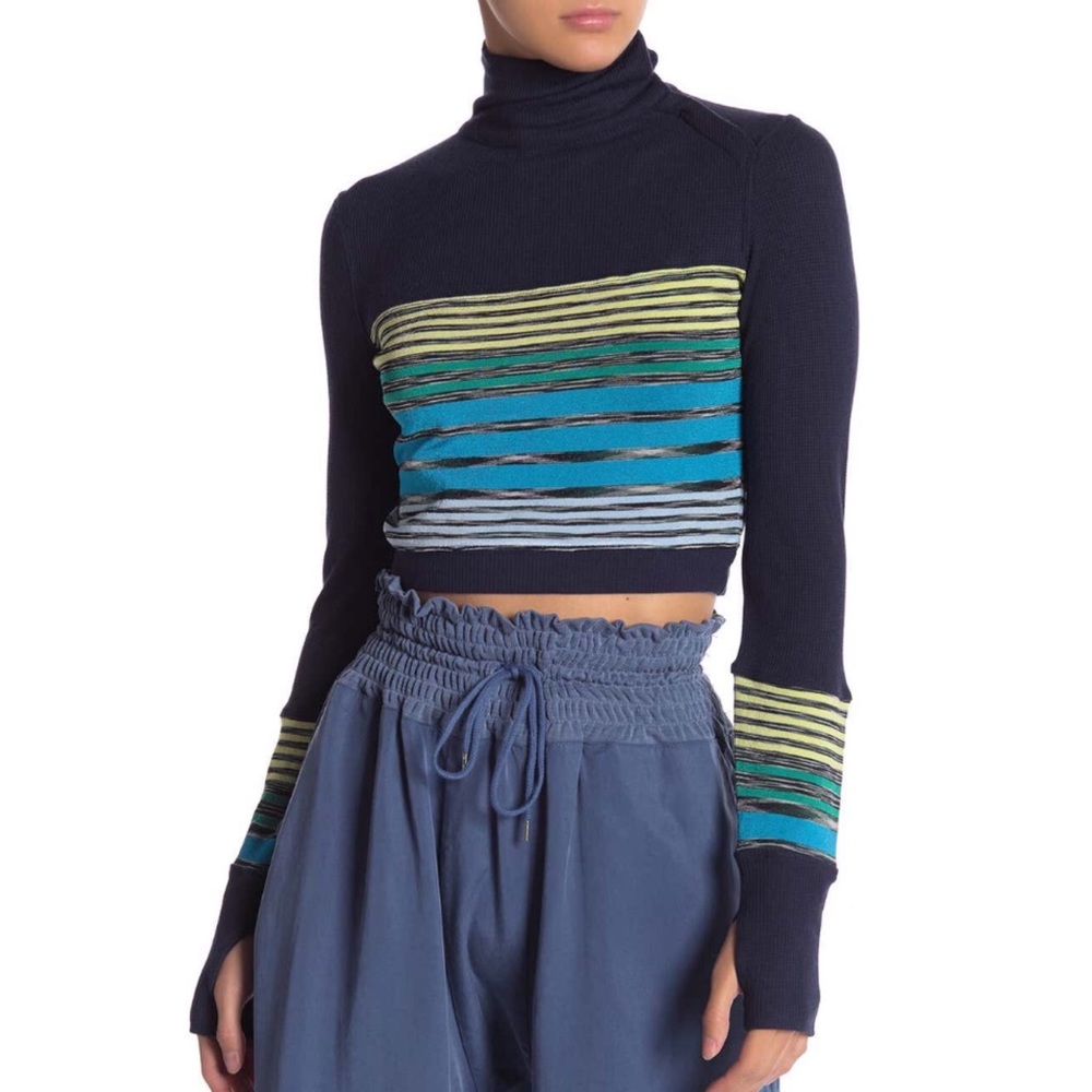 NEW! FREE PEOPLE Long Sleeve Crop Top